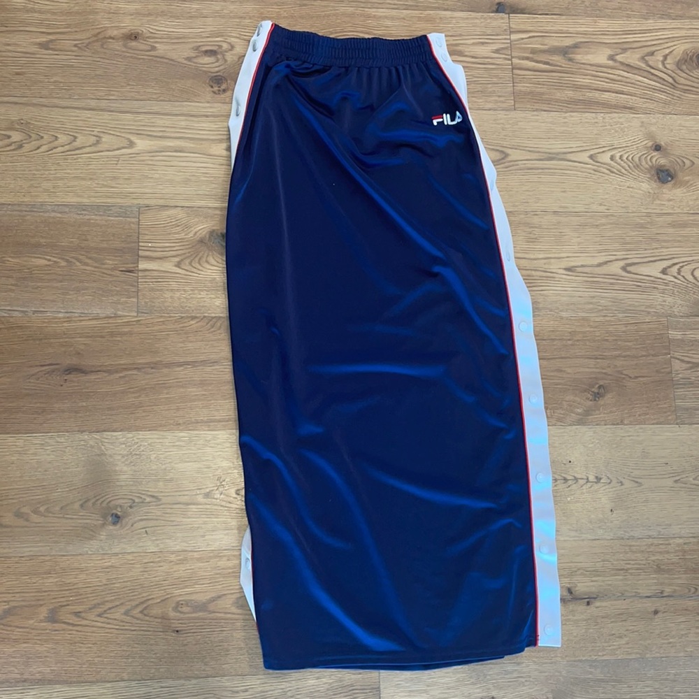 FILA navy skirt. Sz M